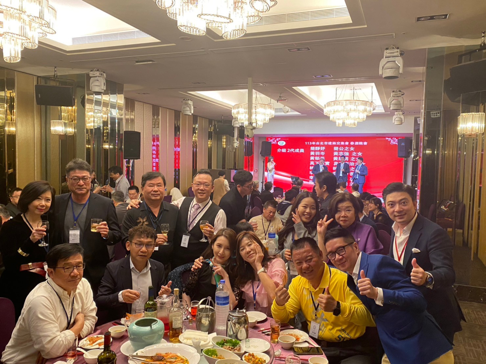 LINE_ALBUM_20240222 二月份春酒晚會（2代桌）_240313_77