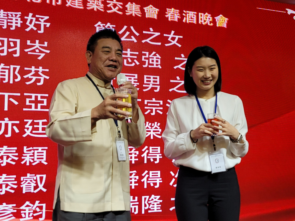 LINE_ALBUM_20240222 二月份春酒晚會（2代桌）_240313_21